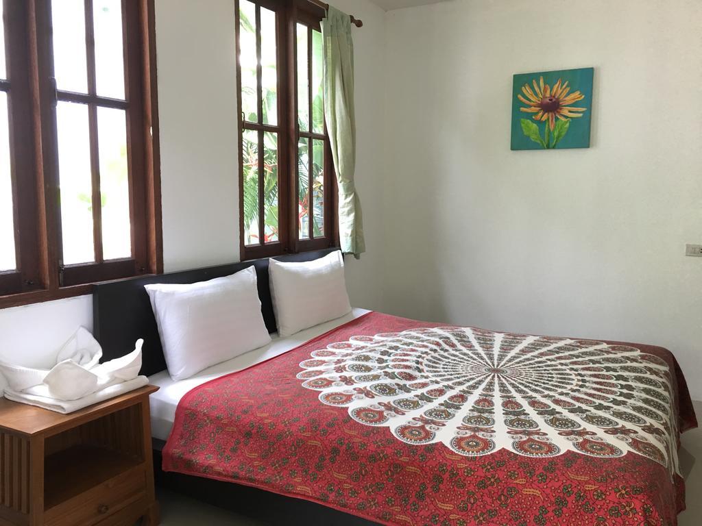 Benjamin'S Hut Hotell Srithanu Exteriör bild