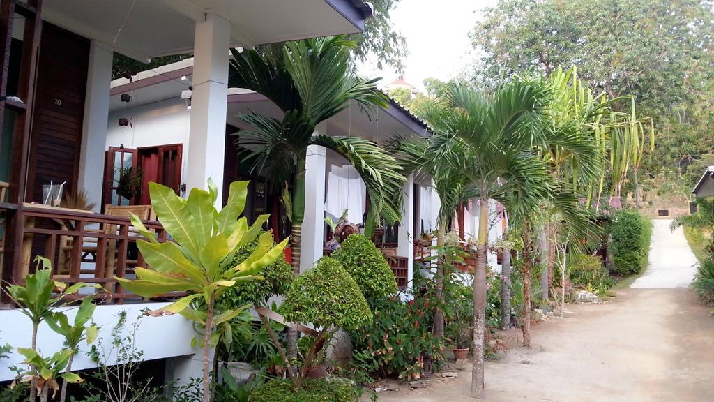 Benjamin'S Hut Hotell Srithanu Exteriör bild