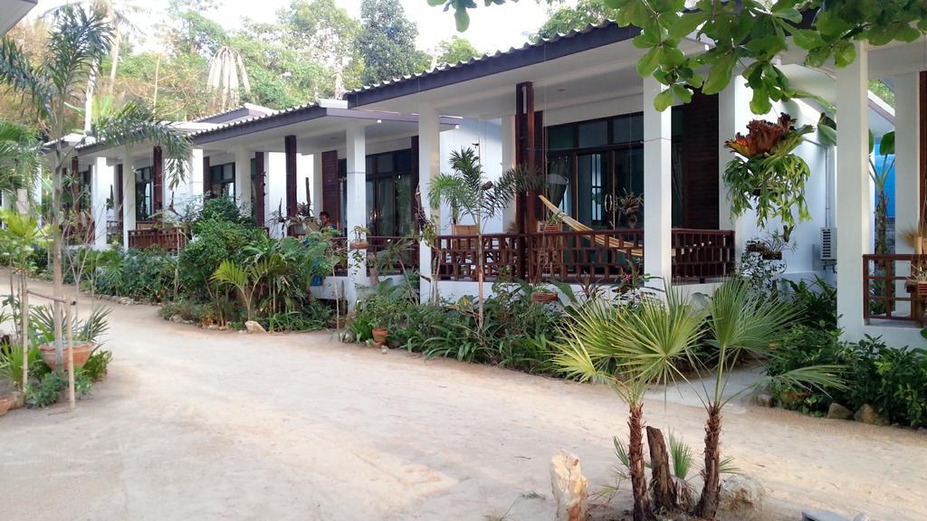 Benjamin'S Hut Hotell Srithanu Exteriör bild